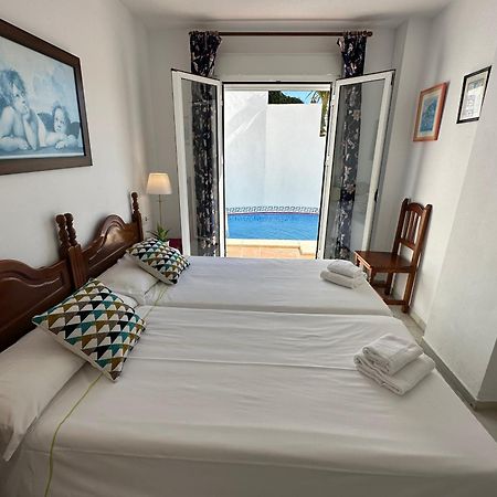 Spacious family villa Aljamar 8a Nerja Exterior foto