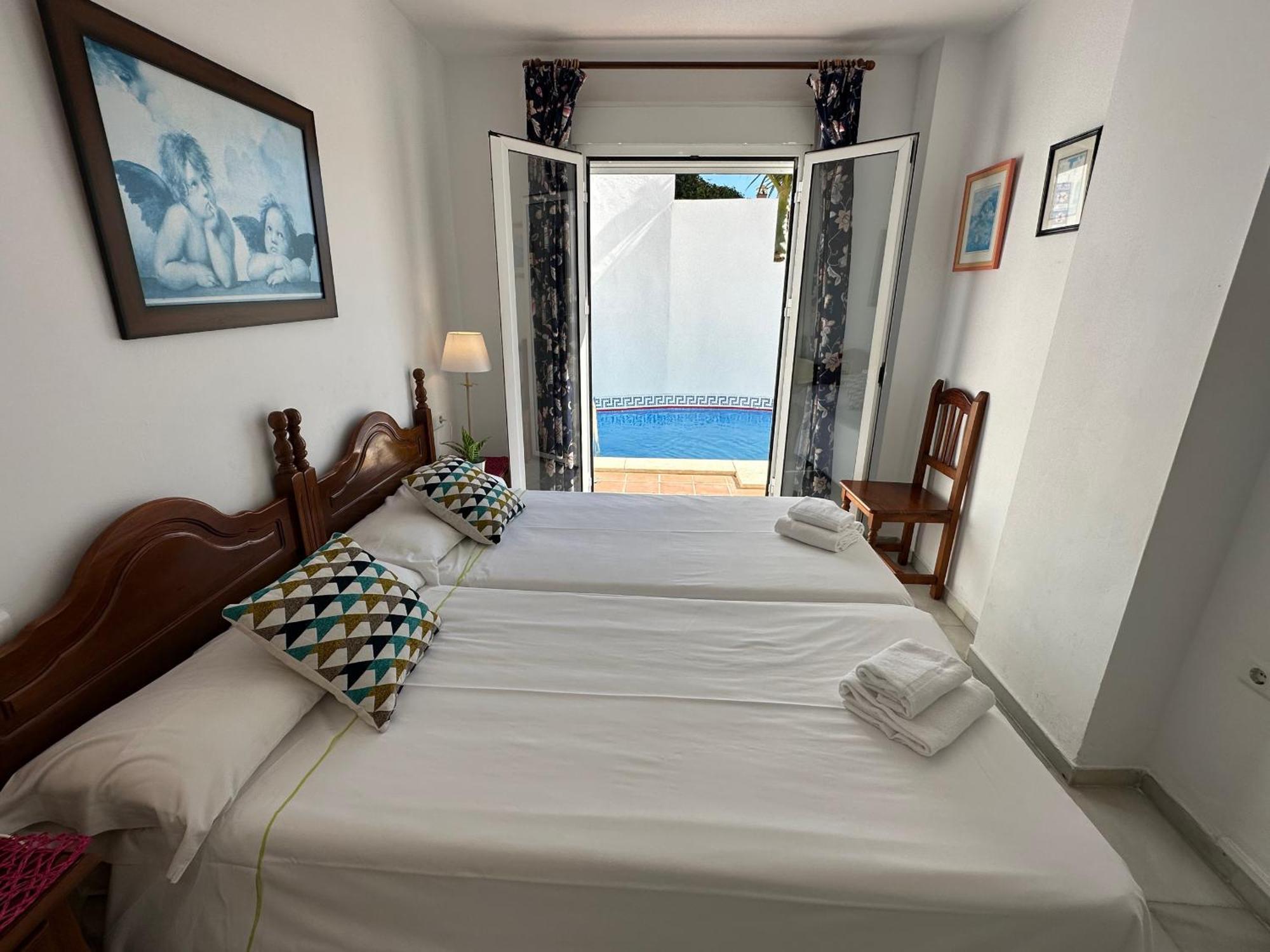 Spacious family villa Aljamar 8a Nerja Exterior foto